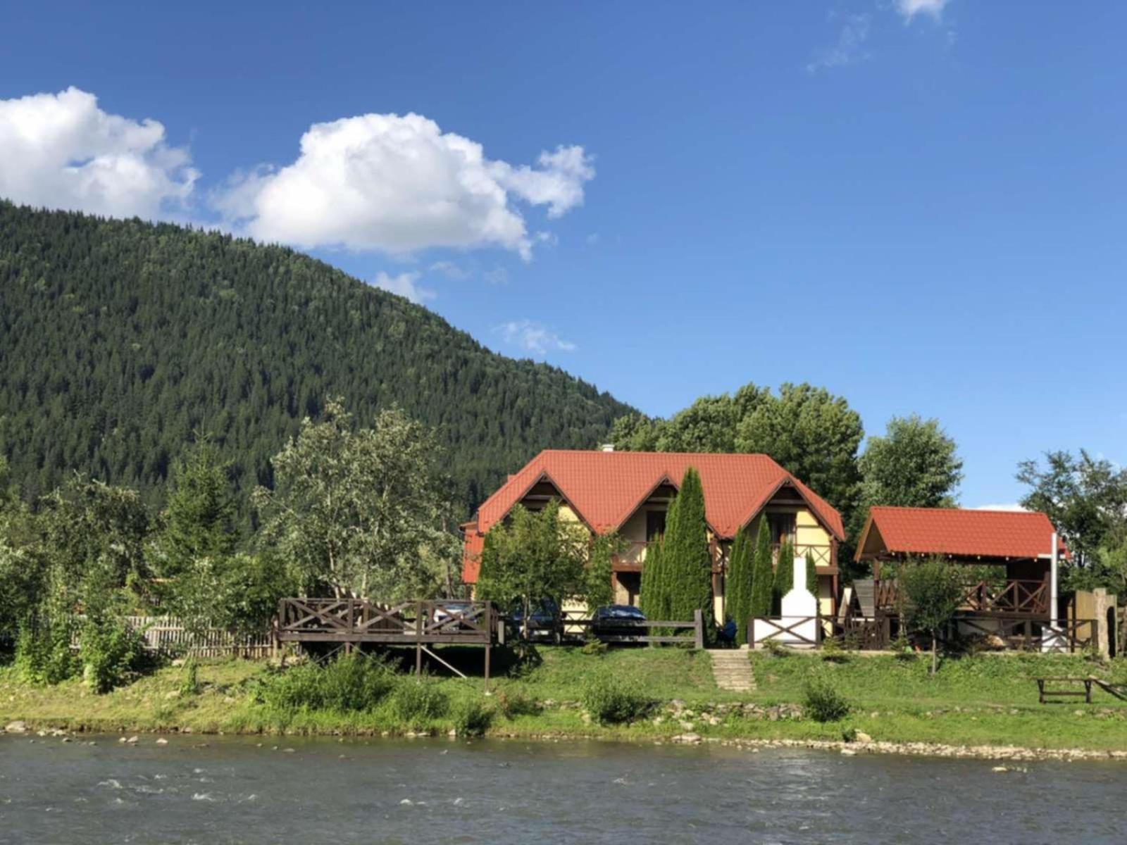 На Березі Черемошу Verkhovyna Dış mekan fotoğraf